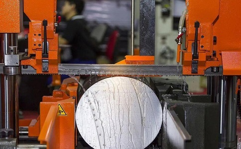 虎门镇立式金属带锯床切削出现跑带故障解决方法！